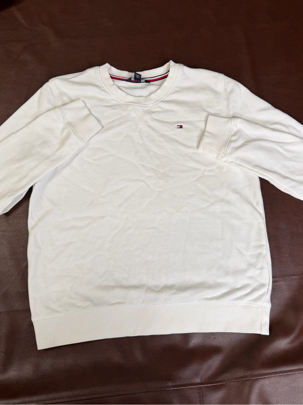 Tommy Hilfiger women’s White Crewneck Sweatshirt